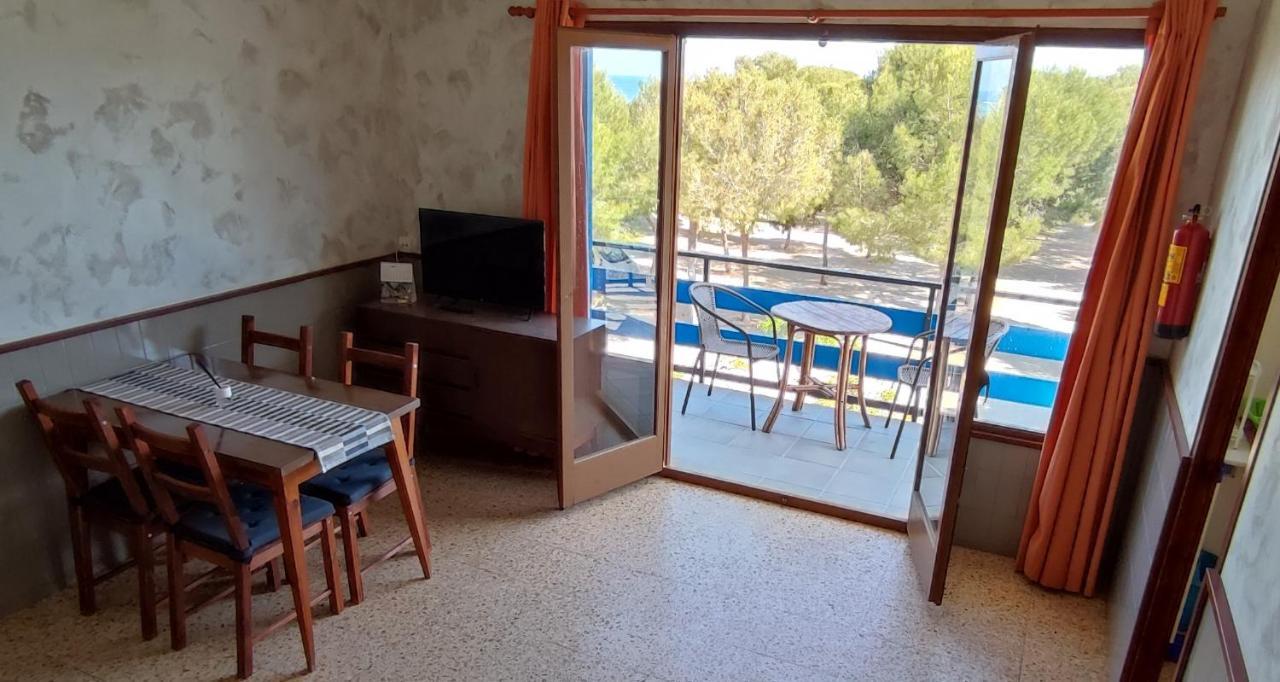 Area 340 Camper Park Apartment Roda de Bera Bilik gambar